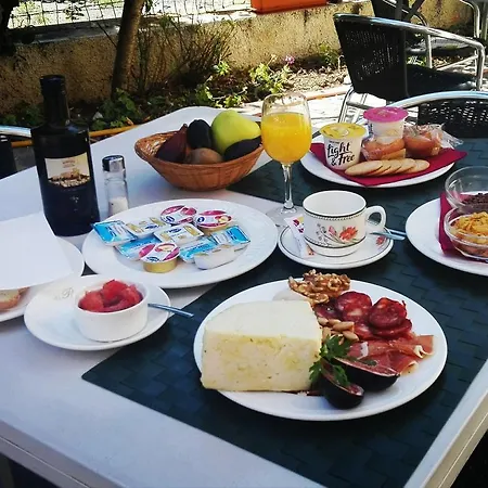 Apartamento At Restaurante El Palacil *